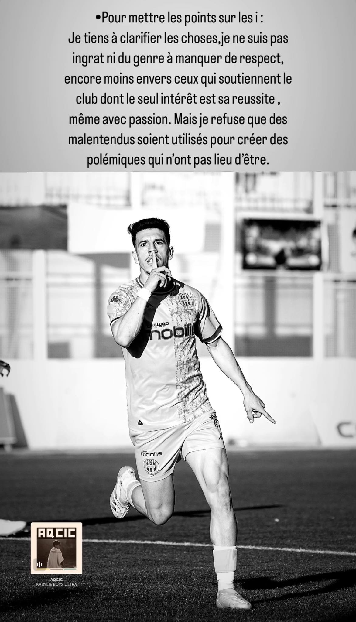 Peut être une image en noir et blanc de ‎1 personne, partie de football américain, partie de foot et ‎texte qui dit ’‎ingrat •Pour mettre les points sur les : Je tiens à clarifier les choses,je ne suis pas du genre à manquer de respect, encore moins envers ceux qui soutiennentle club dont le seul intérêt est sa reussite, même ae passion. Mais je refuse que des malentendus soient utilisés pour créer des polémiques qui n'ont pas lieu d'être. اتنا موبيليه וססר mabile AQCIC ACCIO BTLEPJSULINA‎’‎‎